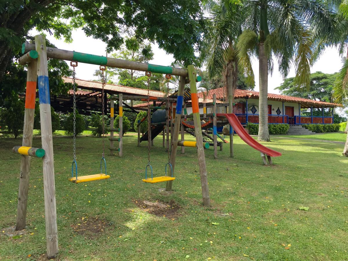 Hotel Bosques Del Saman Alcala Quimbaya Esterno foto
